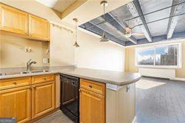 2479 Peachtree Road NE 1010, Atlanta, GA 30305