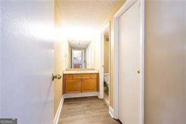 2479 Peachtree Road NE 1010, Atlanta, GA 30305