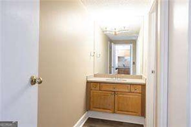 2479 Peachtree Road NE 1010, Atlanta, GA 30305