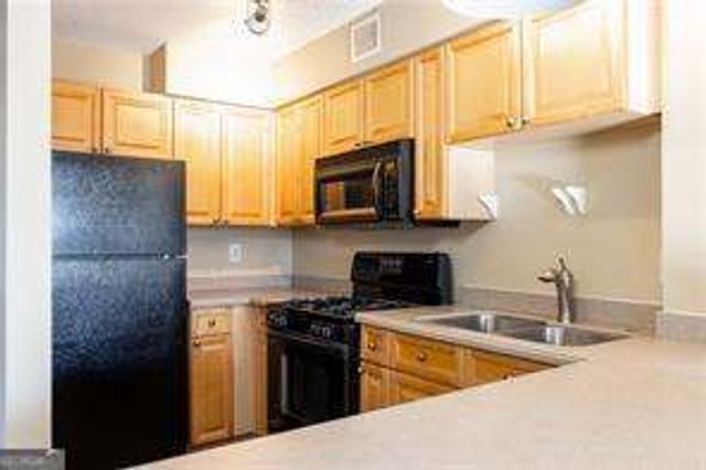 2479 Peachtree Road NE 1010, Atlanta, GA 30305