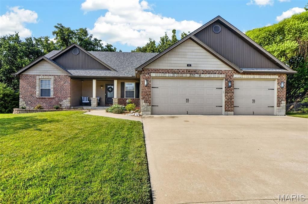 132 Miranda Court, Wentzville, MO 63385