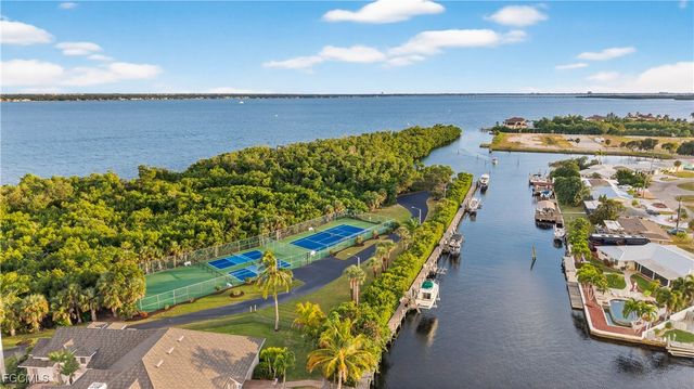 12540 Panasoffkee DR, North Fort Myers, FL 33903