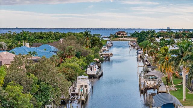 12540 Panasoffkee DR, North Fort Myers, FL 33903