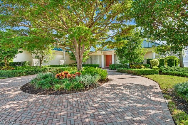 12540 Panasoffkee DR, North Fort Myers, FL 33903