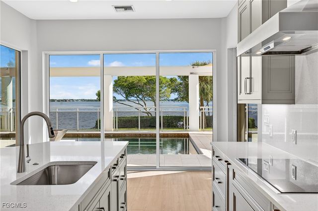 12540 Panasoffkee DR, North Fort Myers, FL 33903