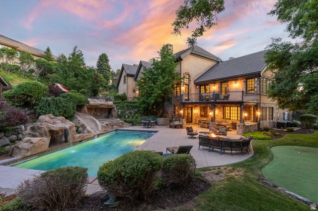 18 SNOW FOREST LN, Sandy, UT 84092