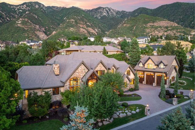 18 SNOW FOREST LN, Sandy, UT 84092