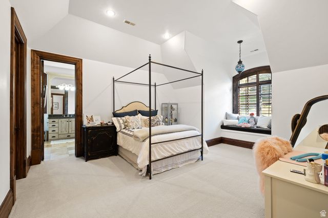 18 SNOW FOREST LN, Sandy, UT 84092