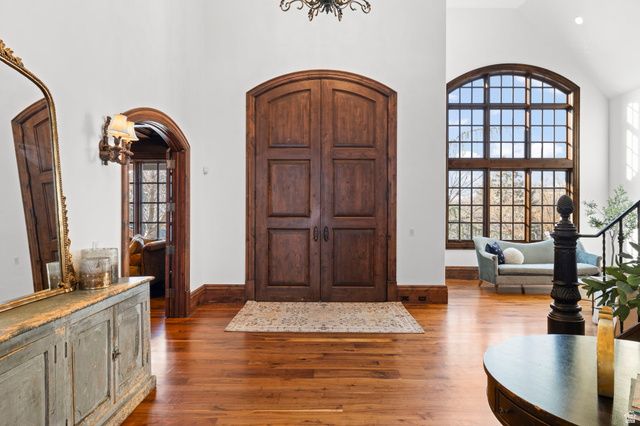 18 SNOW FOREST LN, Sandy, UT 84092