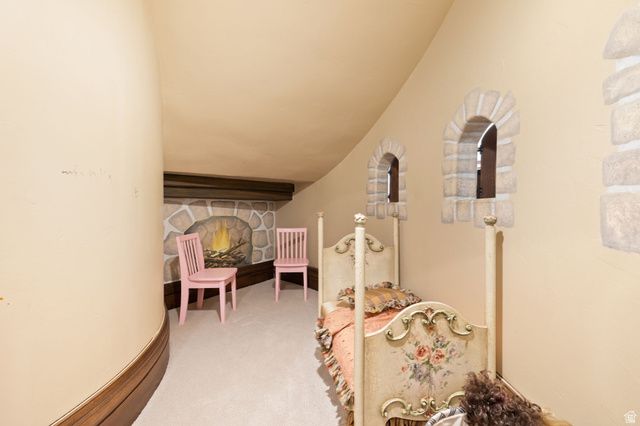 18 SNOW FOREST LN, Sandy, UT 84092
