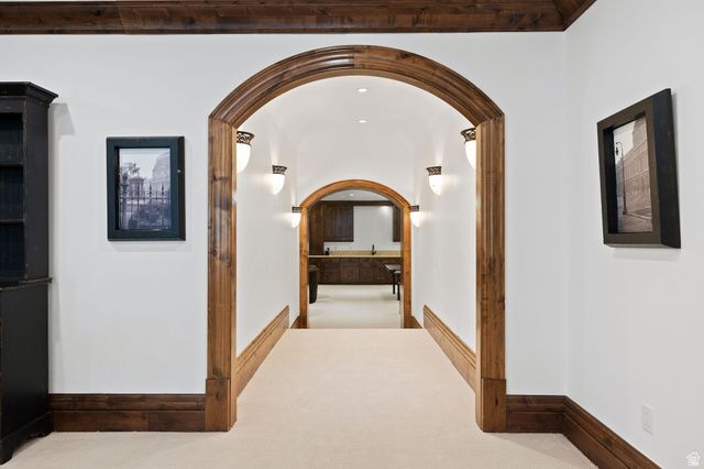 18 SNOW FOREST LN, Sandy, UT 84092