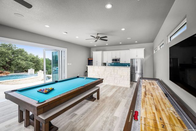 1344 BORDEAUX LN, New Braunfels, TX 78132