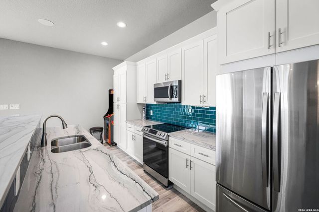 1344 BORDEAUX LN, New Braunfels, TX 78132
