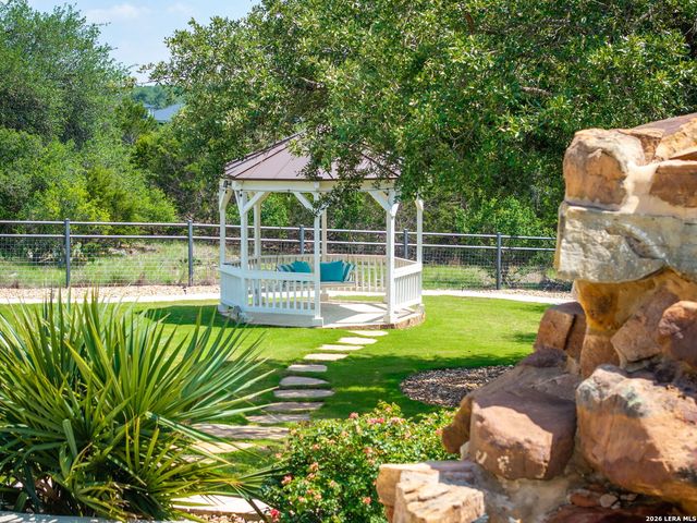 1344 BORDEAUX LN, New Braunfels, TX 78132