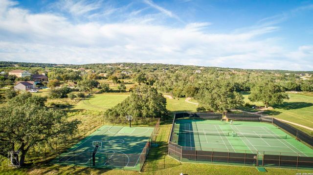 1344 BORDEAUX LN, New Braunfels, TX 78132