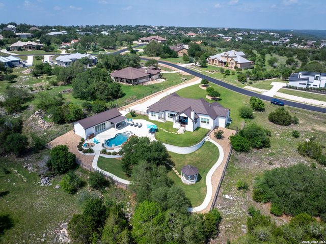 1344 BORDEAUX LN, New Braunfels, TX 78132