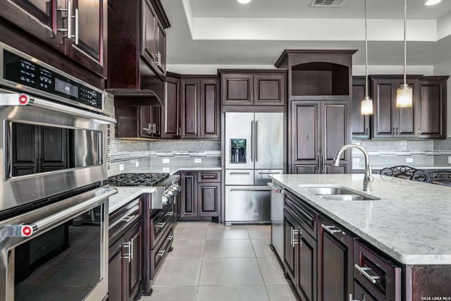 1344 BORDEAUX LN, New Braunfels, TX 78132