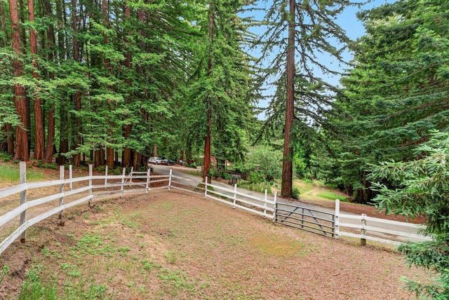 450 Stellar Way, Boulder Creek, CA 95006