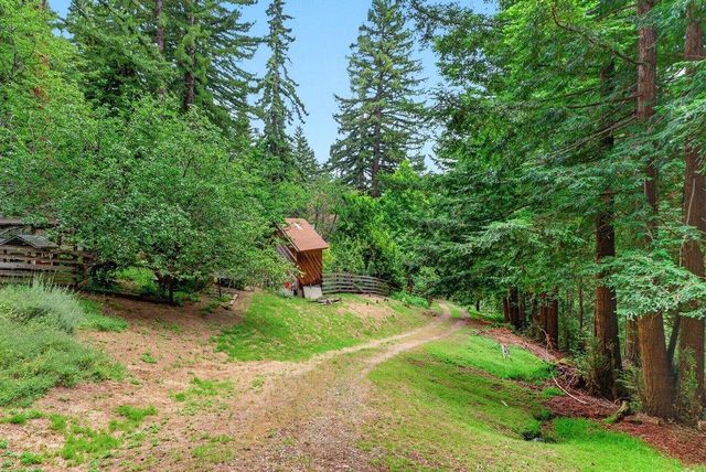 450 Stellar Way, Boulder Creek, CA 95006