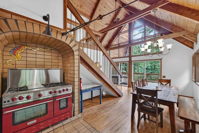 450 Stellar Way, Boulder Creek, CA 95006