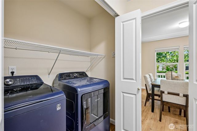 22754 NE 94th Way, Redmond, WA 98053
