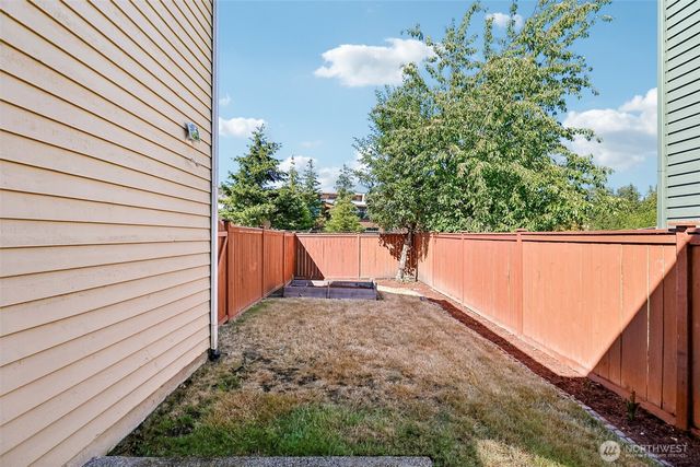 22754 NE 94th Way, Redmond, WA 98053