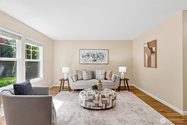 22754 NE 94th Way, Redmond, WA 98053