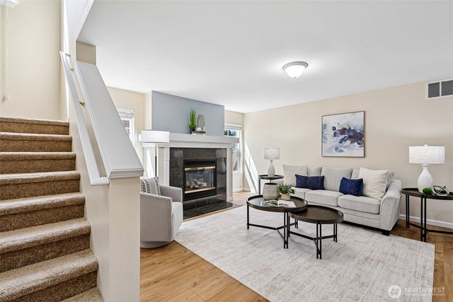 22754 NE 94th Way, Redmond, WA 98053