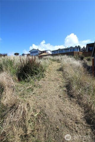 32606 I Street, Ocean Park, WA 98640