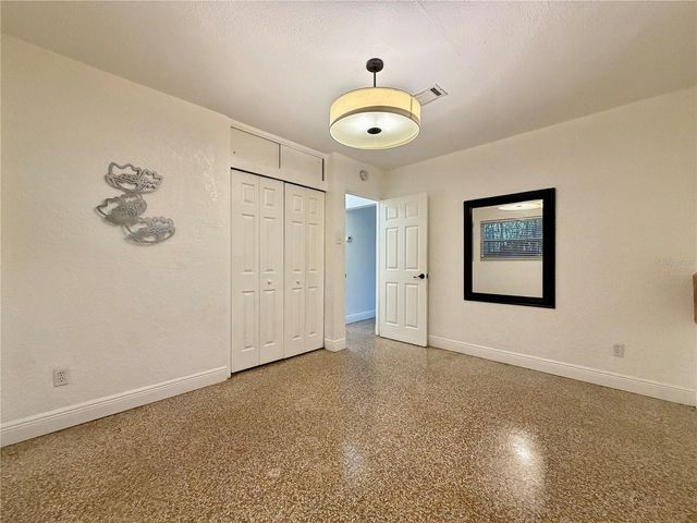 844 35TH AVENUE S, St Petersburg, FL 33705