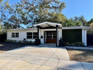 844 35TH AVENUE S, St Petersburg, FL 33705