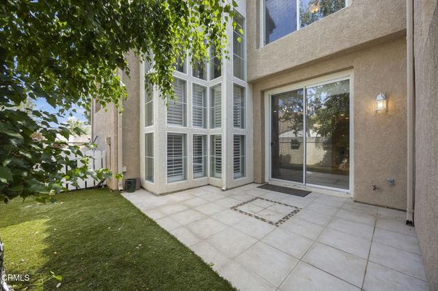 521 Sonata Way C, Simi Valley, CA 93065