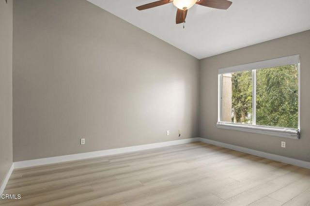 521 Sonata Way C, Simi Valley, CA 93065