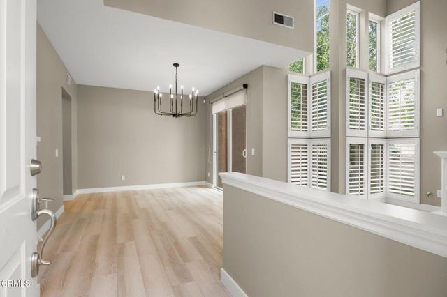 521 Sonata Way C, Simi Valley, CA 93065