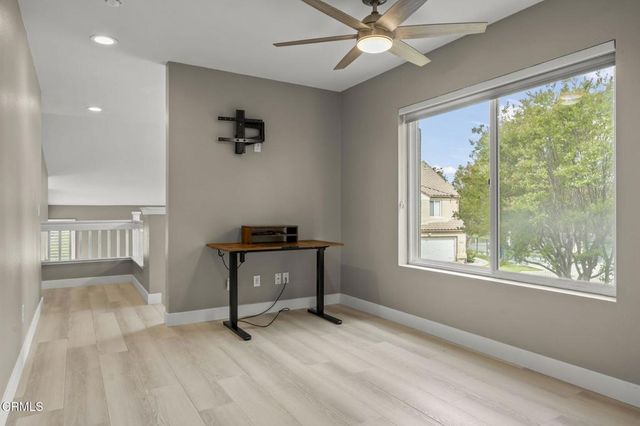 521 Sonata Way C, Simi Valley, CA 93065