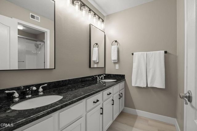 521 Sonata Way C, Simi Valley, CA 93065