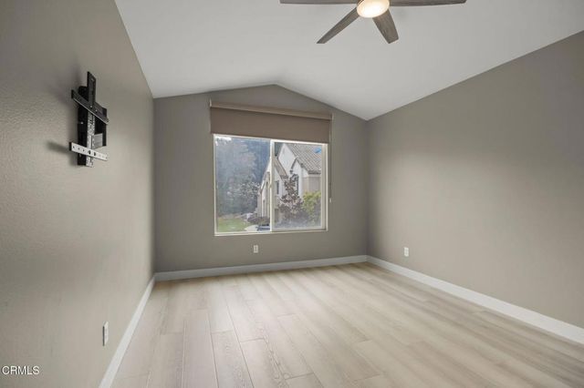 521 Sonata Way C, Simi Valley, CA 93065