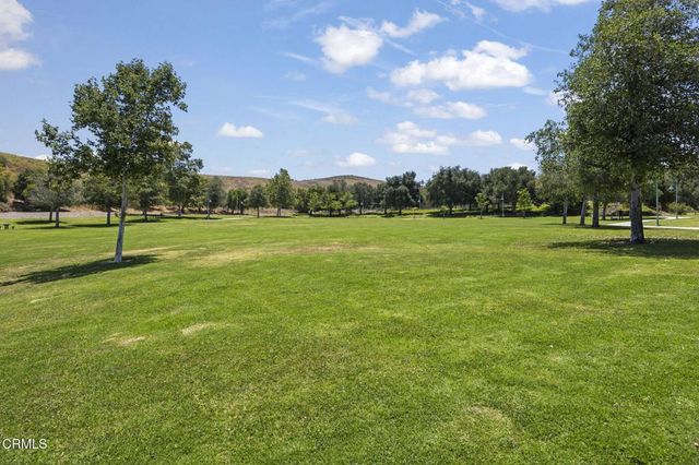 521 Sonata Way C, Simi Valley, CA 93065