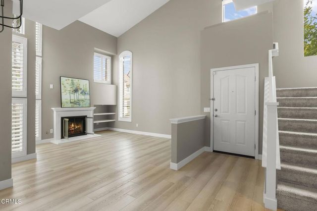 521 Sonata Way C, Simi Valley, CA 93065