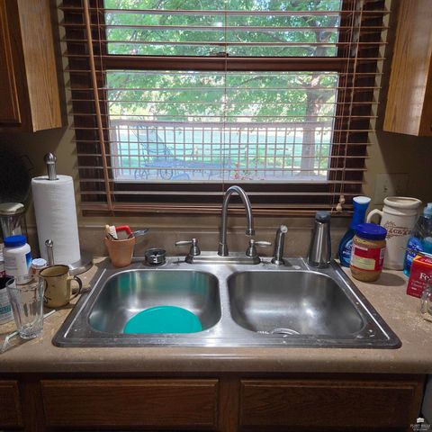 4428 SW Colly Creek Drive, Topeka, KS 66610