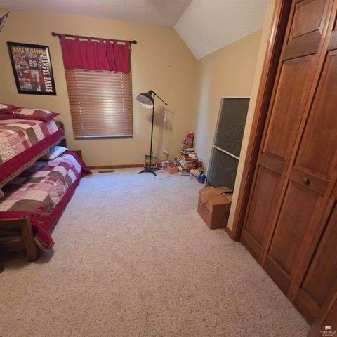 4428 SW Colly Creek Drive, Topeka, KS 66610