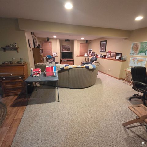 4428 SW Colly Creek Drive, Topeka, KS 66610