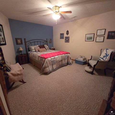 4428 SW Colly Creek Drive, Topeka, KS 66610