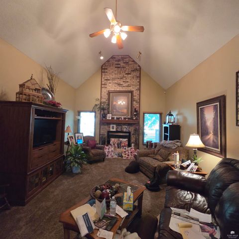 4428 SW Colly Creek Drive, Topeka, KS 66610