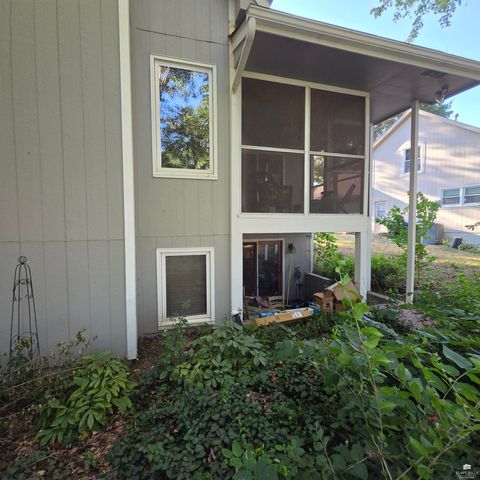 4428 SW Colly Creek Drive, Topeka, KS 66610