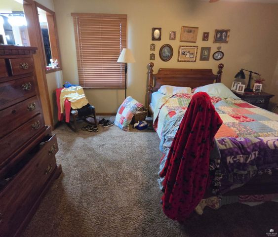 4428 SW Colly Creek Drive, Topeka, KS 66610