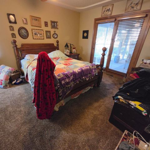 4428 SW Colly Creek Drive, Topeka, KS 66610