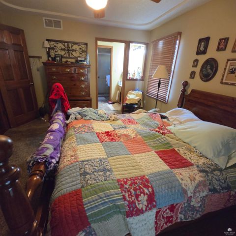 4428 SW Colly Creek Drive, Topeka, KS 66610