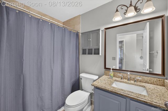 156 Morgan Drive 18, Canton Charter Township, MI 48188