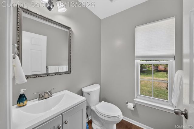 156 Morgan Drive 18, Canton Charter Township, MI 48188